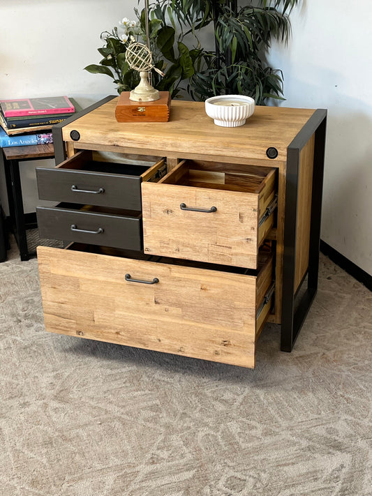 Rustic Style 4-Drawer Cabinet