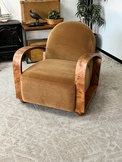 Modern Wooden Frame Linen Armchair