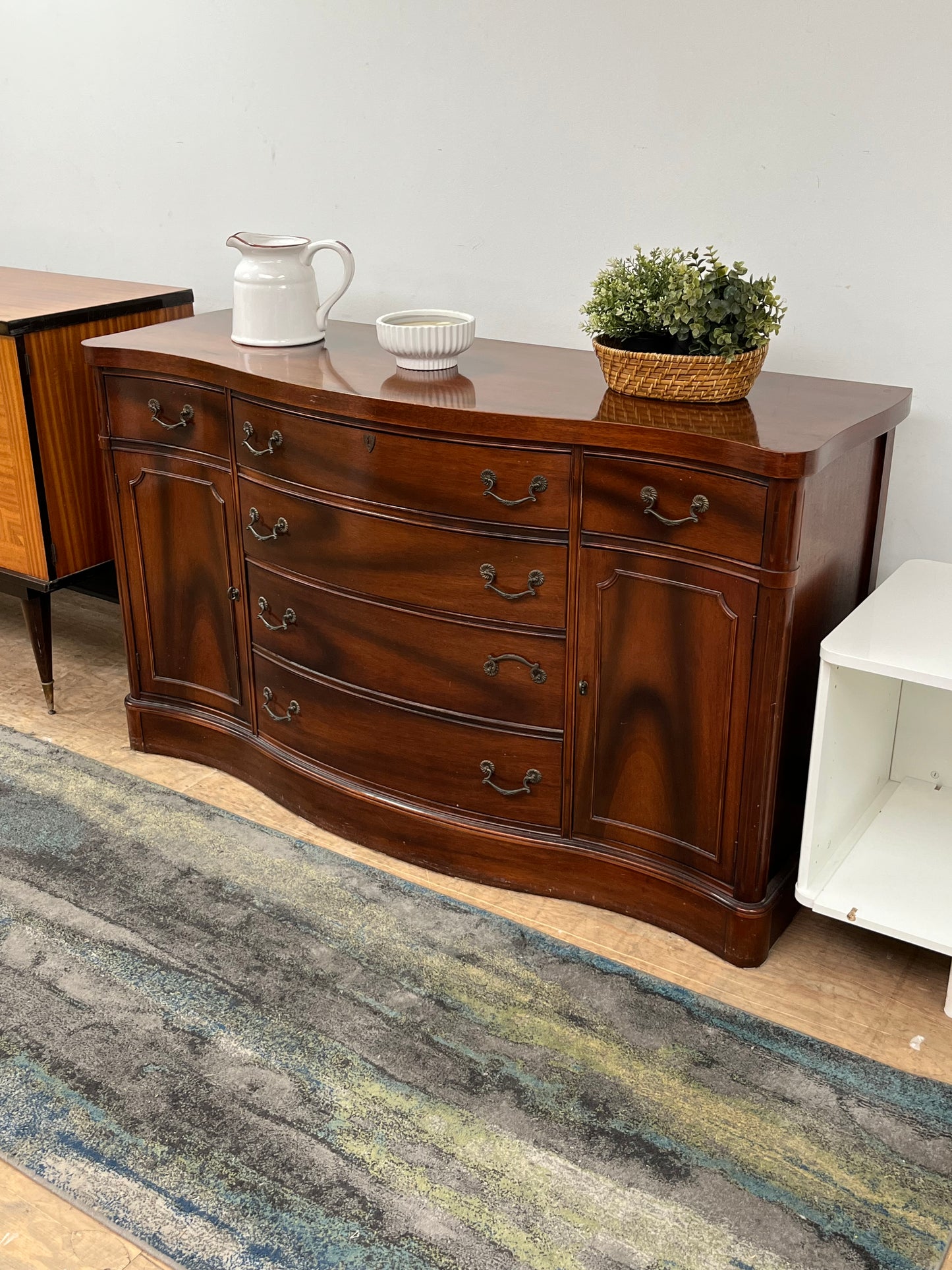 Traditional Style Wooden Buffet