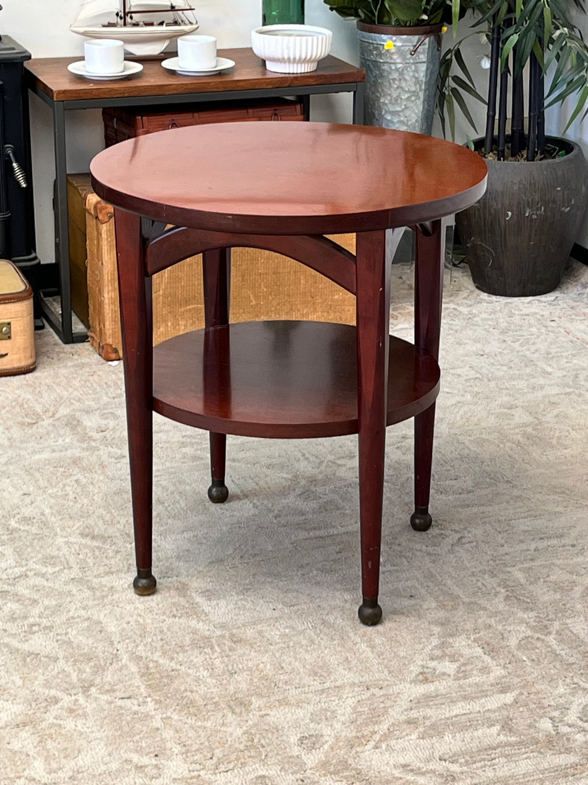 Vintage Style 24" Round Side Table