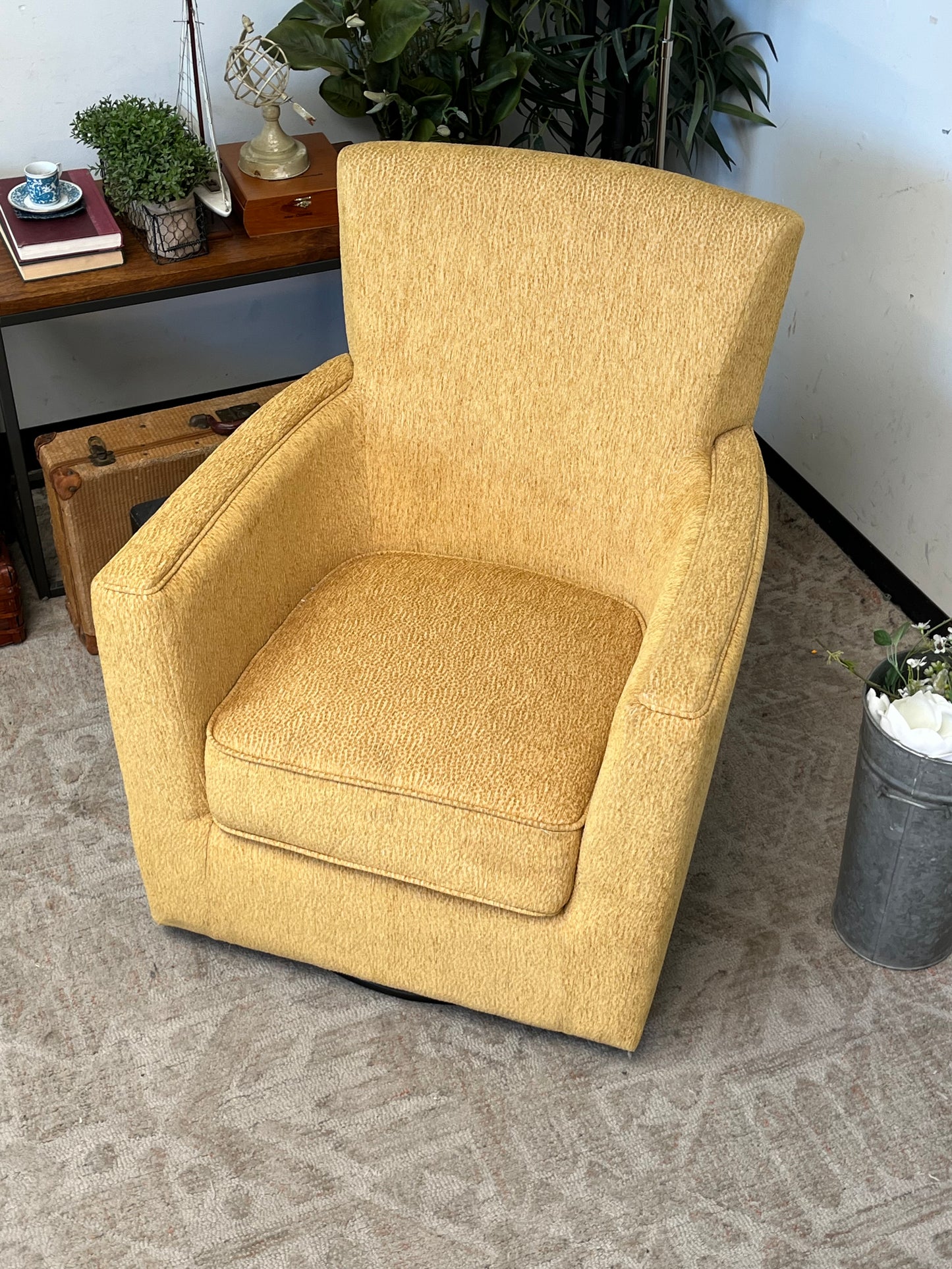 Vintage Style Yellow Swivel Chair