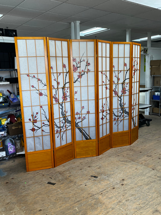 Floral 102" Rom Divider
