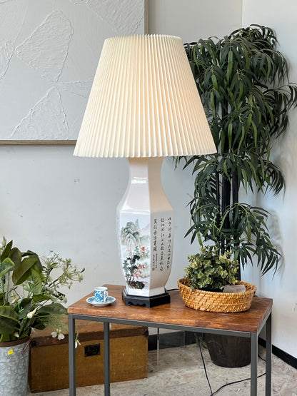 Vintage Chinoiserie Lamp - Village Scene