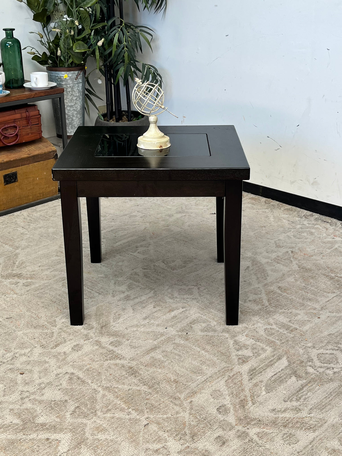 Traditional Style Glasstop Sidetable