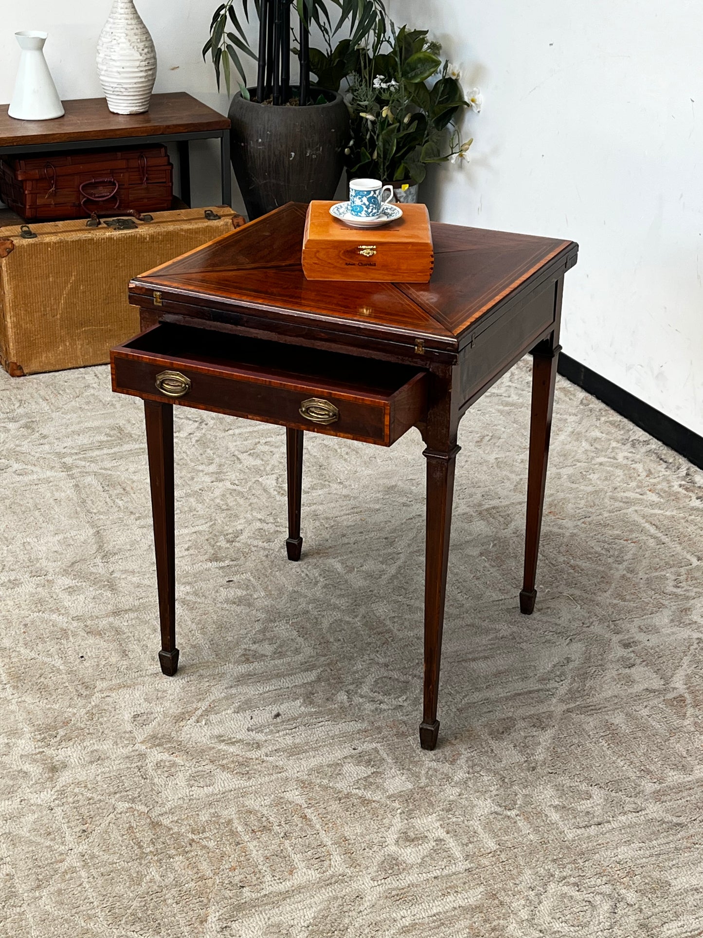 Edwardian Style Envelop Card Table