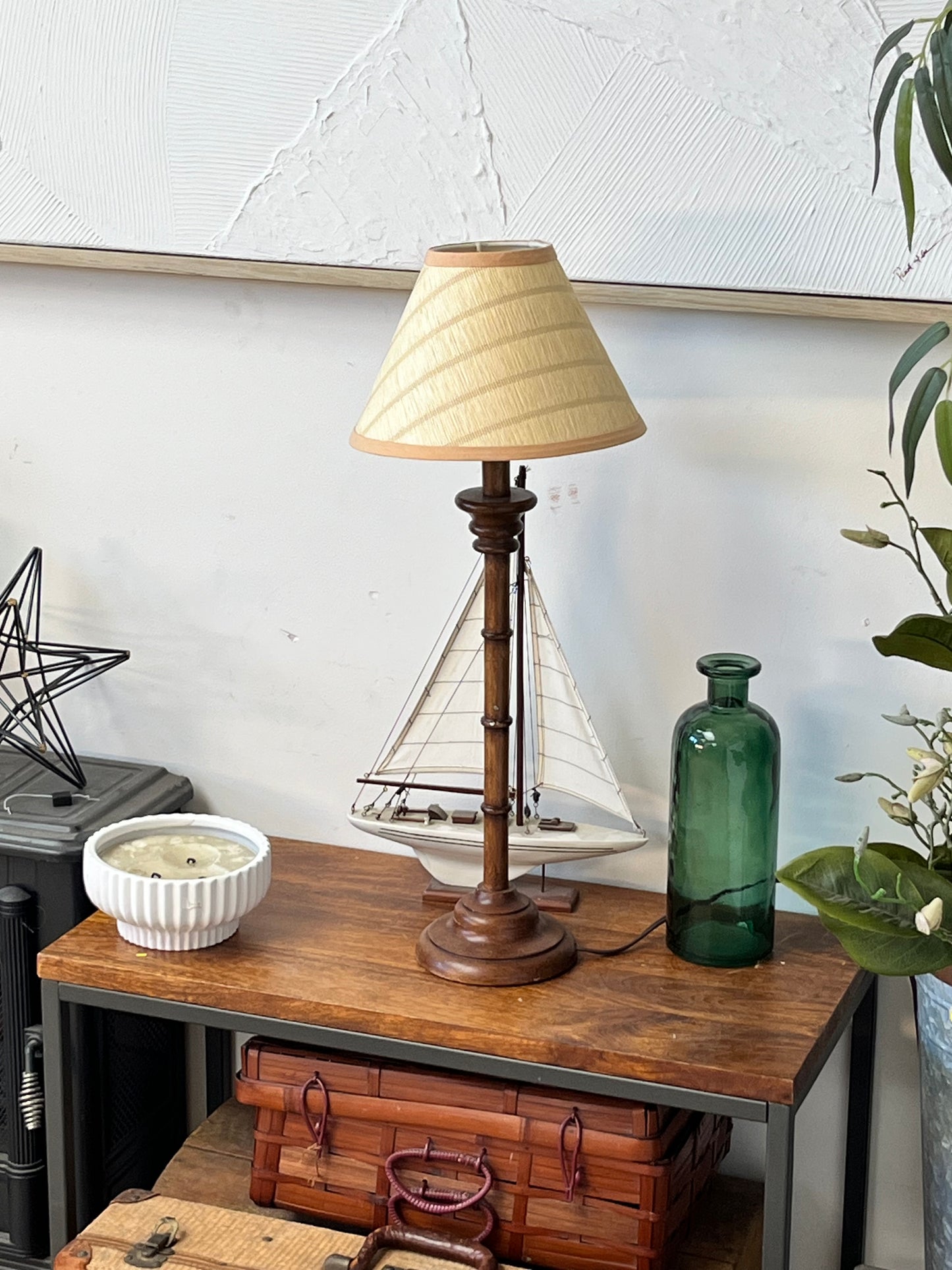 Vintage Style Wooden Table Lamp