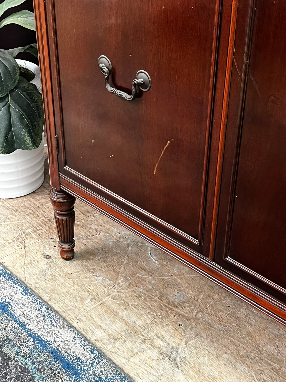 Antique Style China Hutch