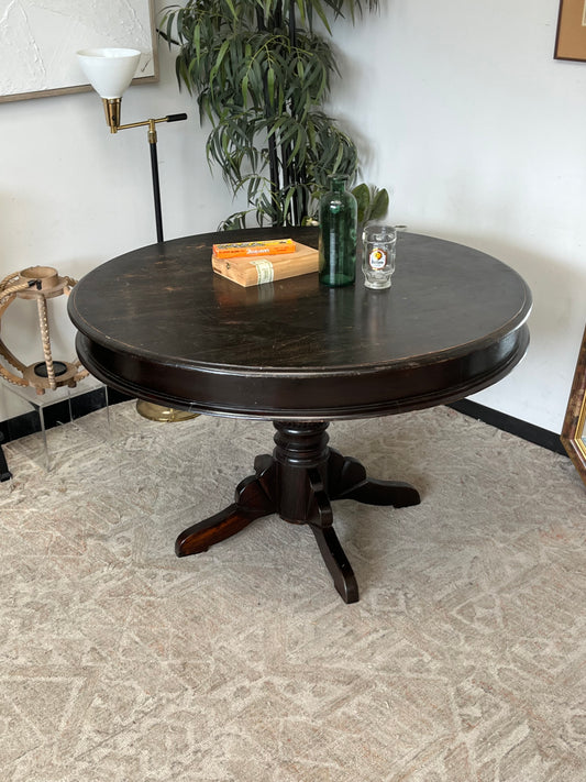 Traditional Style Oval Wooden Dining Table