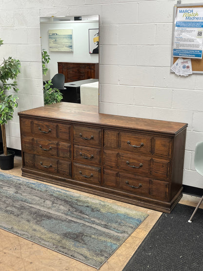 Vintage Style Dresser With Vanity Mirror