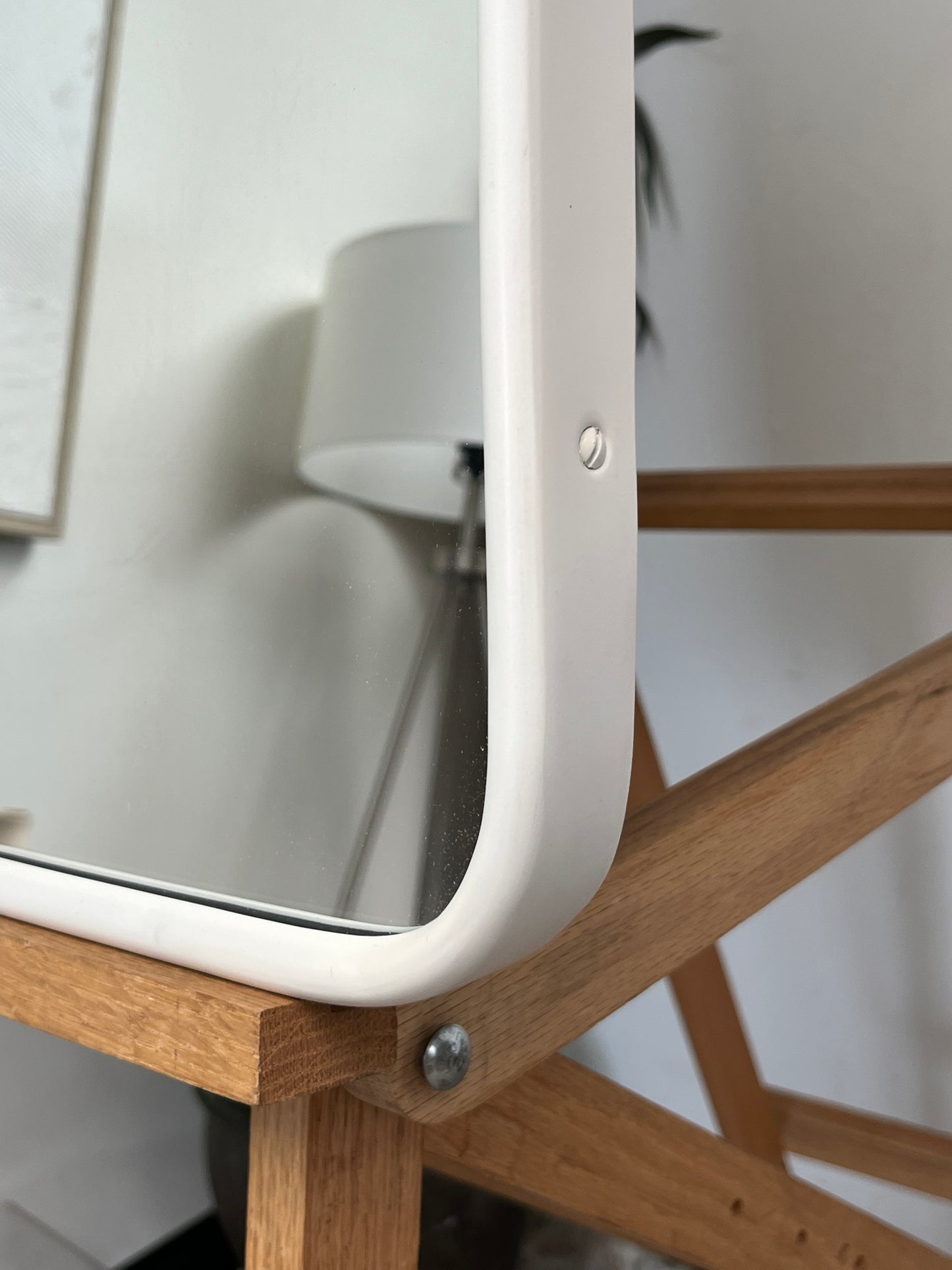 Modern White Rounded Edge Mirror