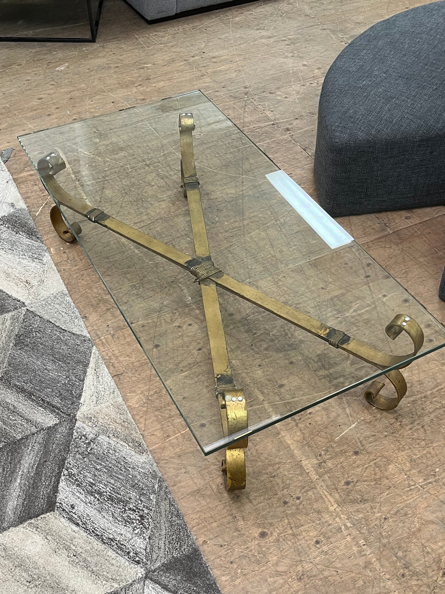 Antique Style Glass Table With Rope Base