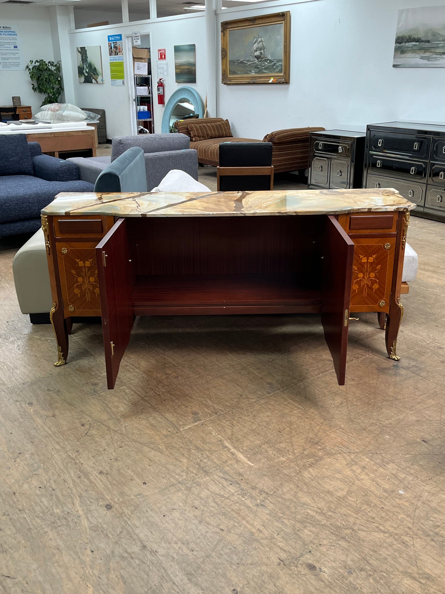 French Style Dresser Commode