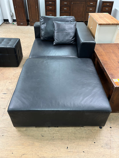 Modern Style Black Chaise Lounge w/ Ottoman