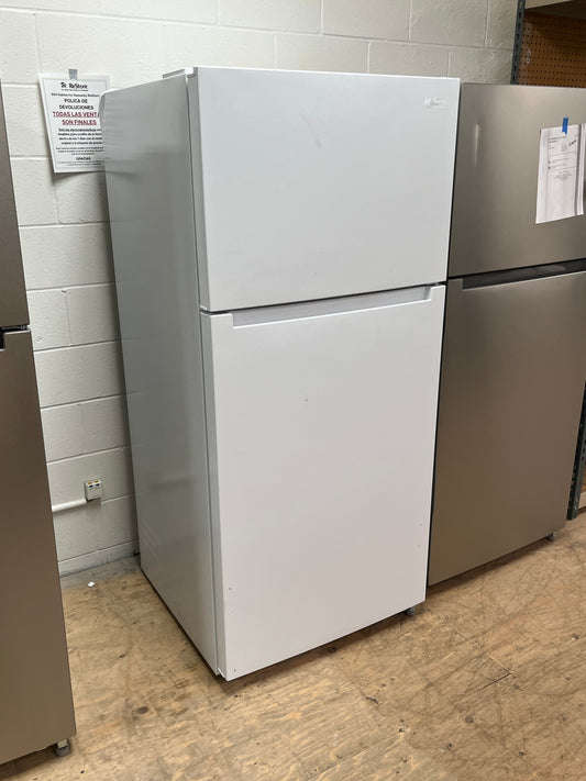 Seasons White 18 Cu. Ft. Refrigerator - Dented