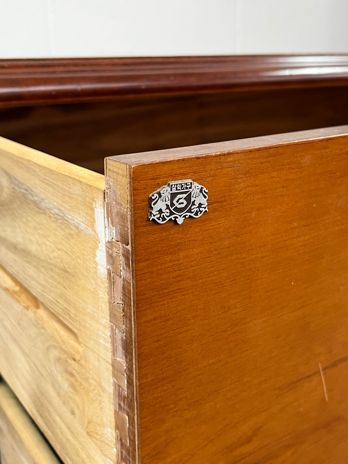 Wooden Style 4-Drawer Dresser