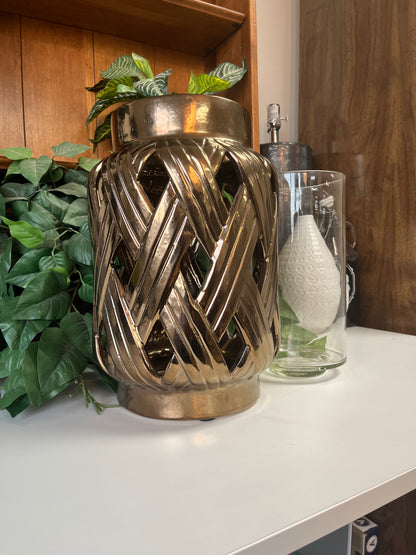 Large Ceramic Hurricane