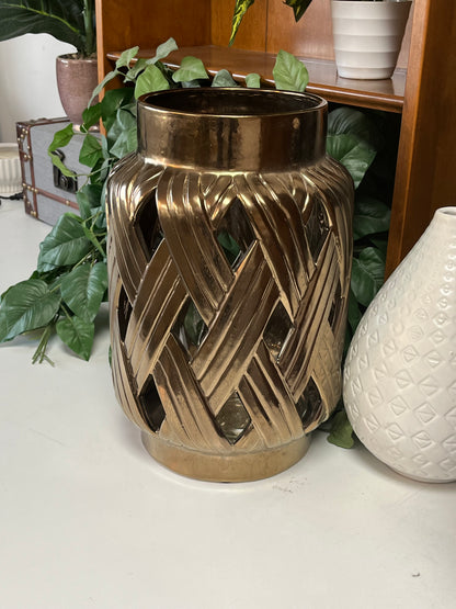 Large Ceramic Hurricane