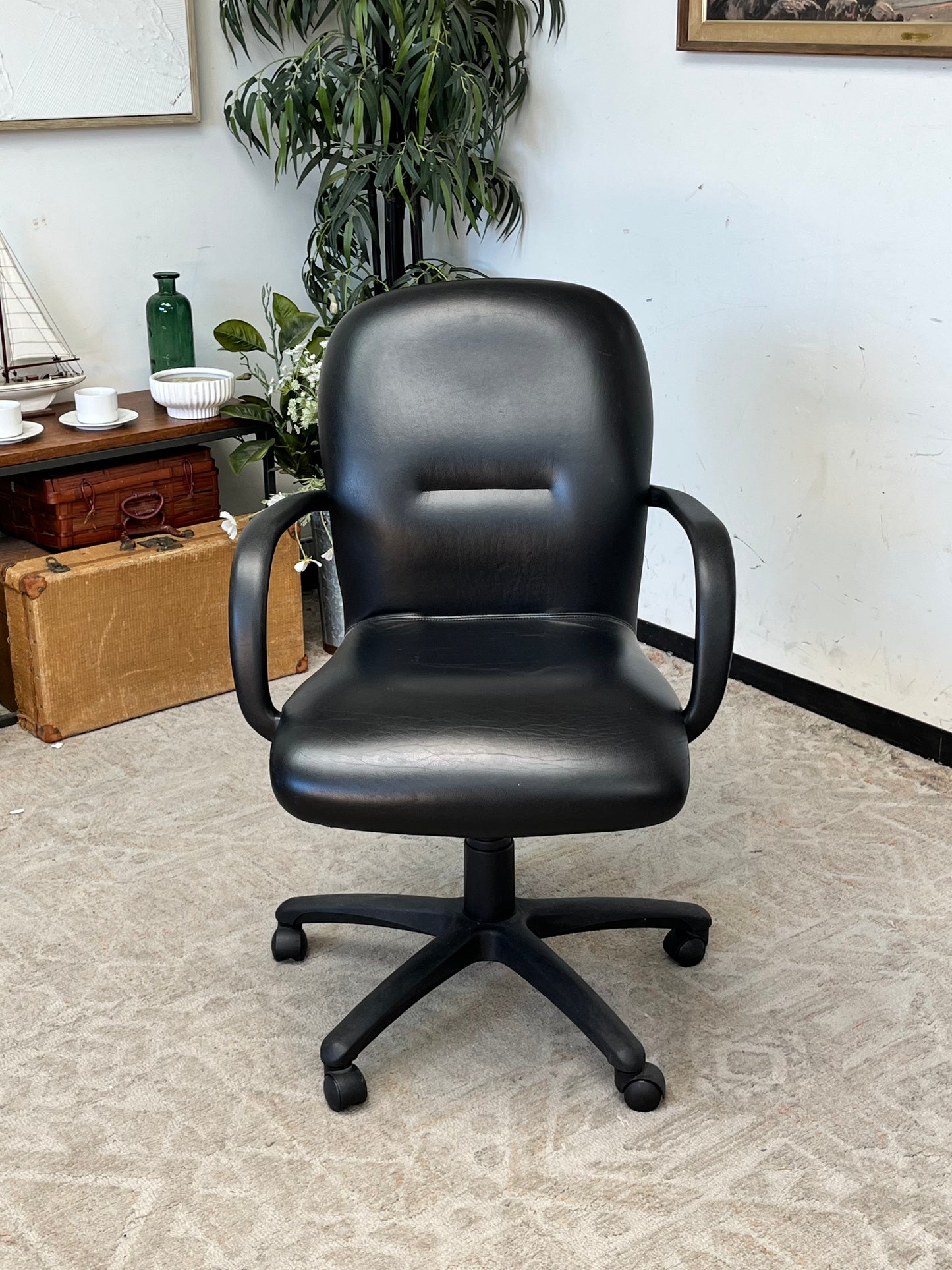 Office Faux Leather Rolling Chair