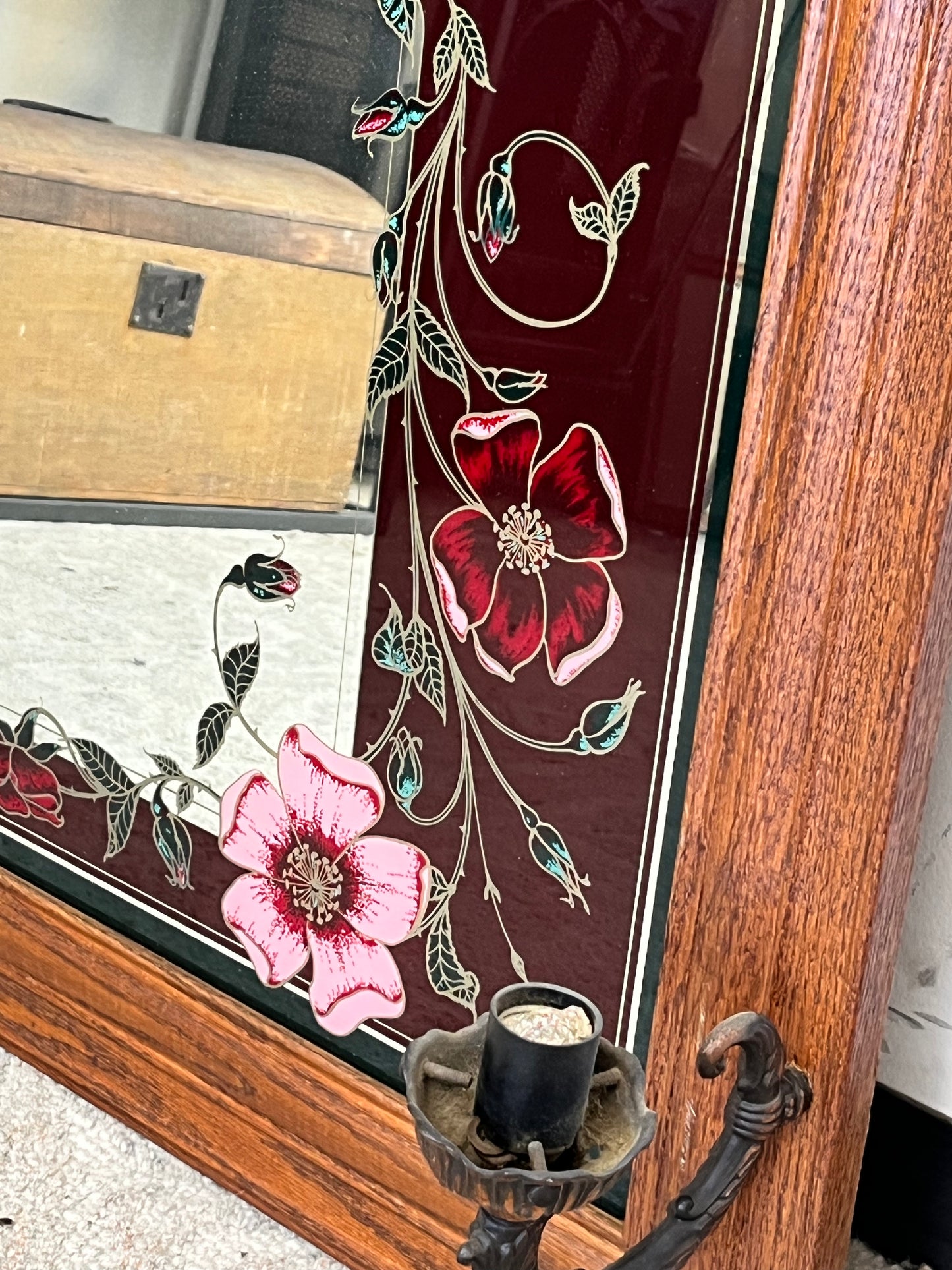 Hensley Co. Floral Hanging Mirror