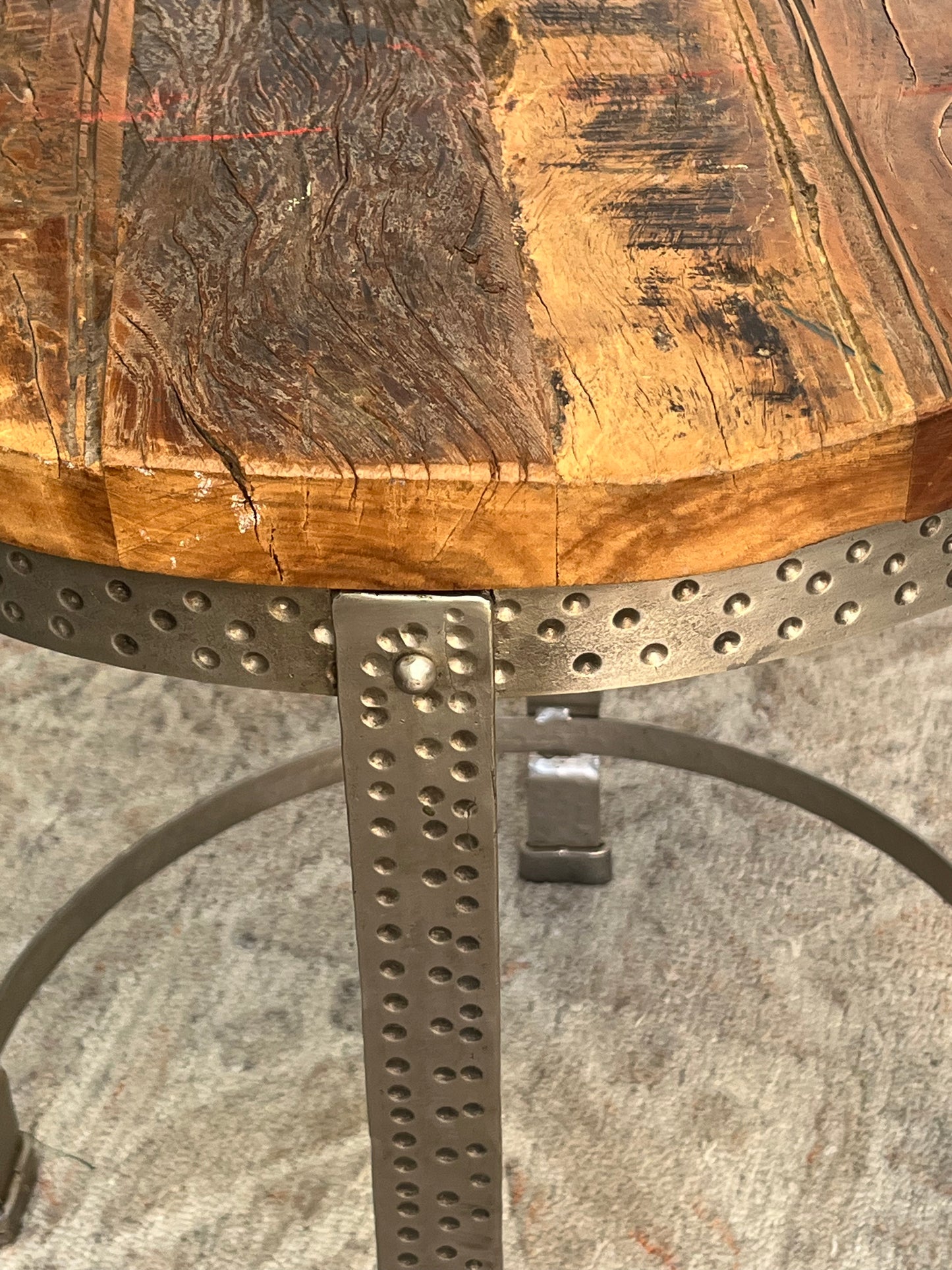 Rustic Style Round Side Table
