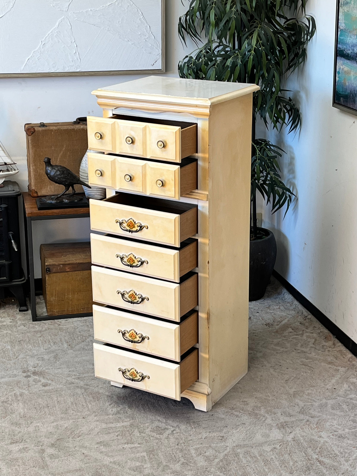 Vintage 7-Drawer Dresser