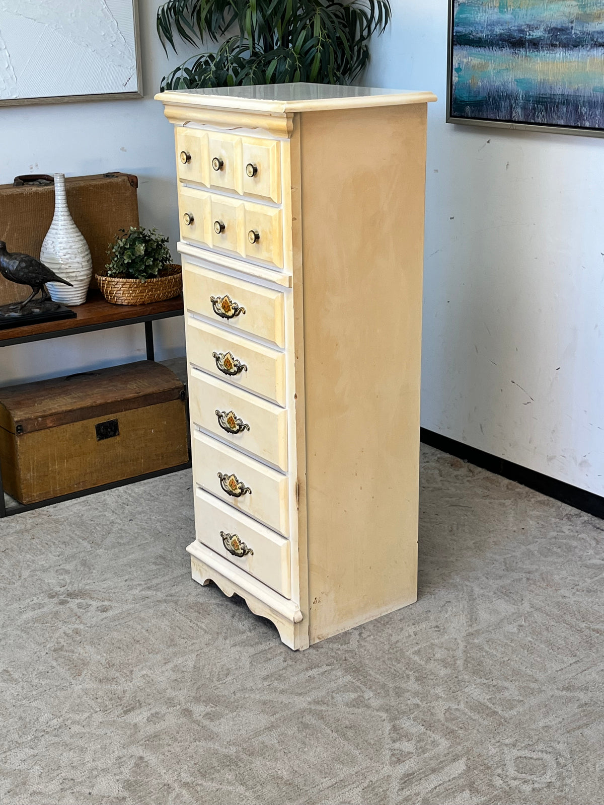 Vintage 7-Drawer Dresser
