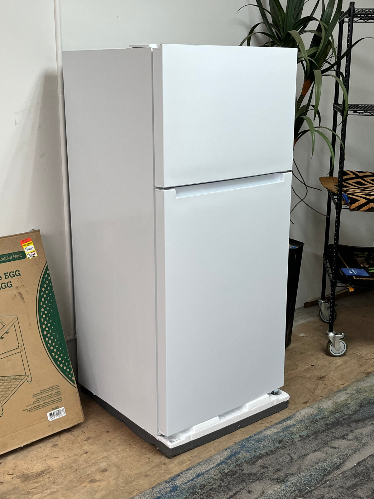 Seasons 18 Cu. Ft. Top Freezer Refrigerator