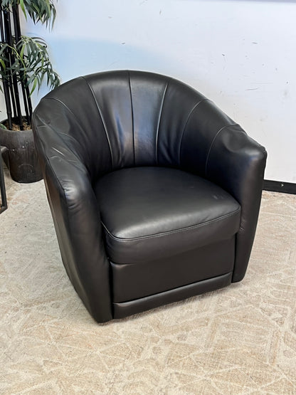 Natuzzi Editions Swivel Leather Chair