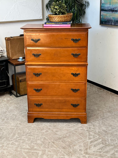 Globe Lucky Line 5-Drawer Dresser