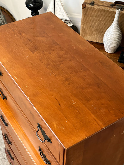 Globe Lucky Line 5-Drawer Dresser
